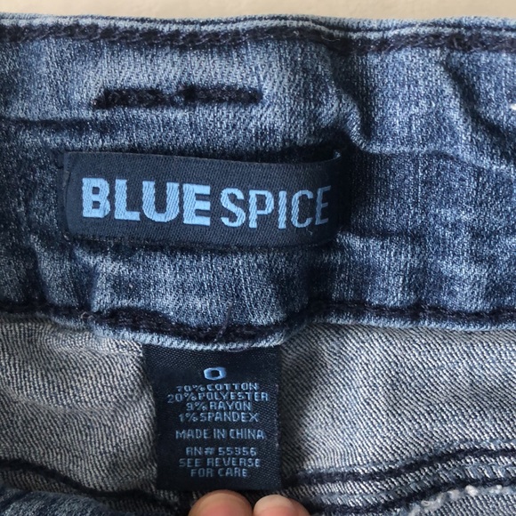 Blue Short Jeans 👖 - Picture 3 of 4